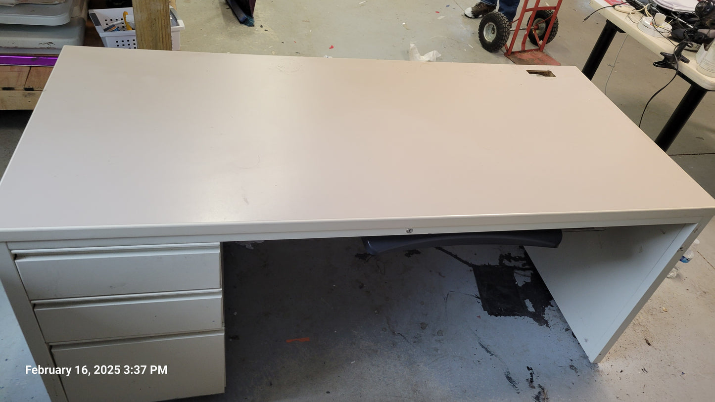 Equipment: Meridian Commercial Desk